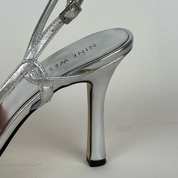 Nine West Silver Twist Heels - Picture 8 of 8